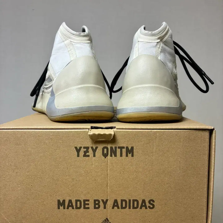 [SOLD OUT] [260]아디다스 이지 퀀텀 YEEZY QNTM