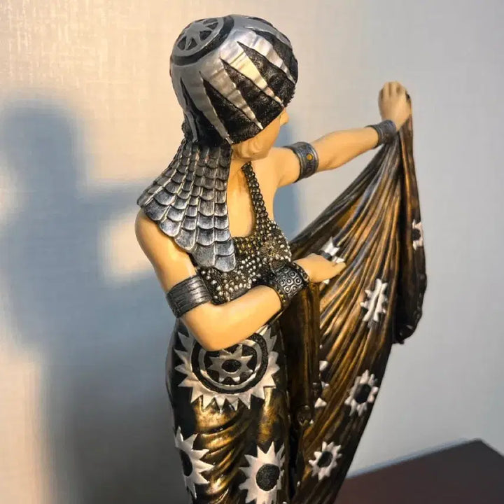 [BUNJANG] European Art Deco Resin Sculpture / (1998년도 판권) 유럽 아르데코 레진 조각 작품