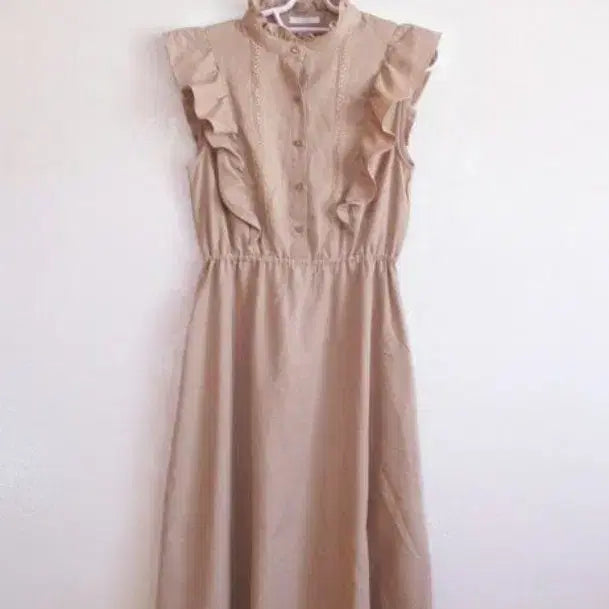 [BUNJANG] Camel Ruffle Long Dress / 카멜 러플 / 롱 원피스