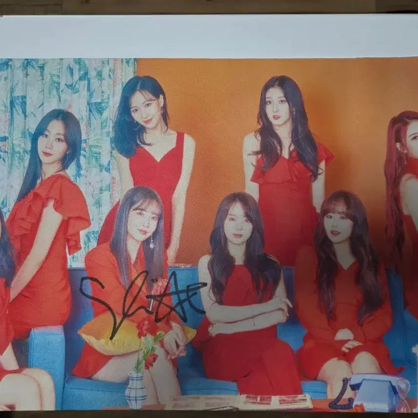[BUNJANG] Lovelyz Yoo Ji Ae Signed Sudden Attack Mousepad / 유지애 친필싸인 러블리즈 서든어택 장패드