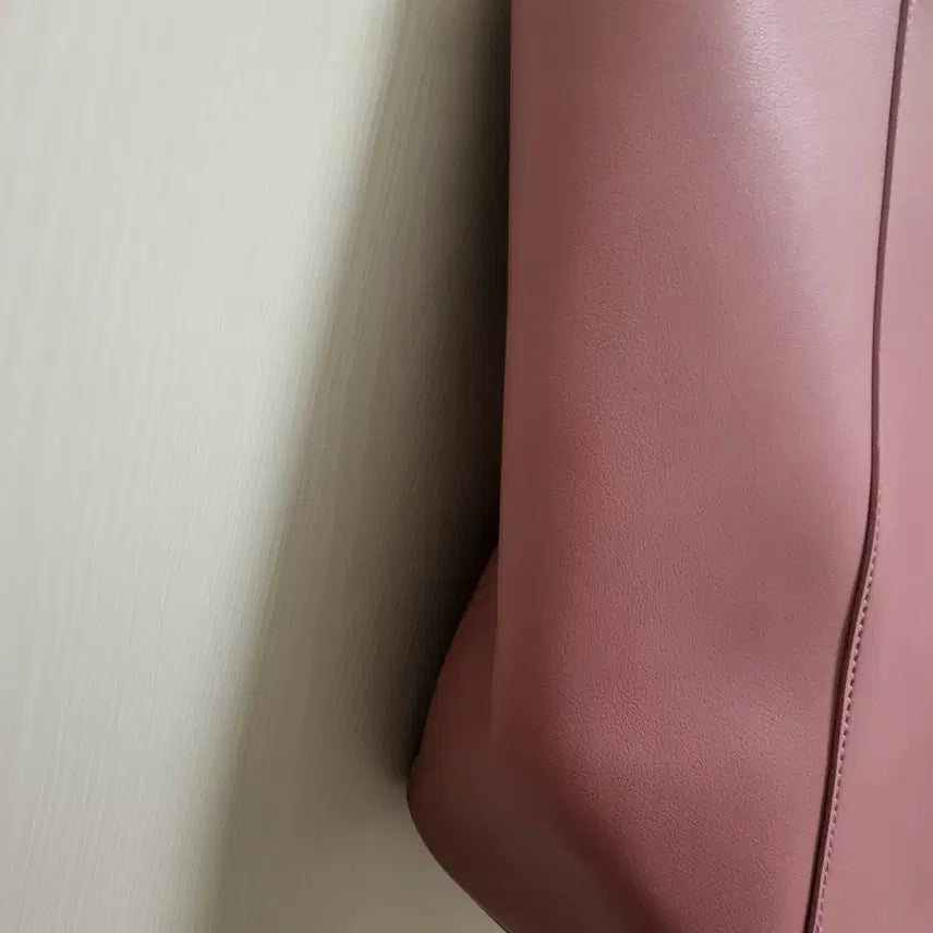 [BUNJANG] Pink Leather Tote Bag / 핑크색 가죽 토트백