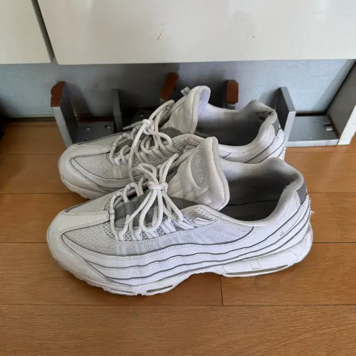 [BUNJANG] Nike Air Max 95 Pure Platinum Sneakers / 나이키 에어맥스 95 퓨어 플래티넘 270