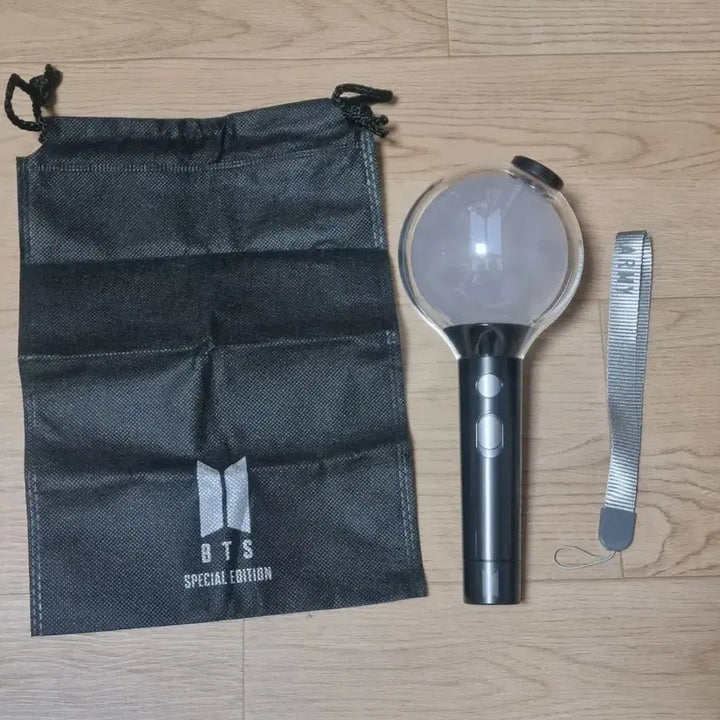 [BUNJANG] BTS (Bangtan Sonyeondan) ARMY BOMB Special Edition Light Stick / 방탄소년단 응원봉 아미밤 스페셜 에디션 팔아요