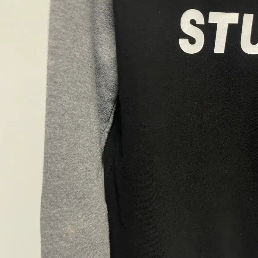 [SOLD OUT] [아이앱스튜디오X니니즈 집업 후드]