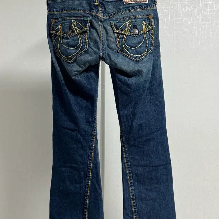 [BUNJANG] True Religion Billy Giant Big T Bootcut Jeans W30 / True Religion Billy Giant Big T W30 부츠컷