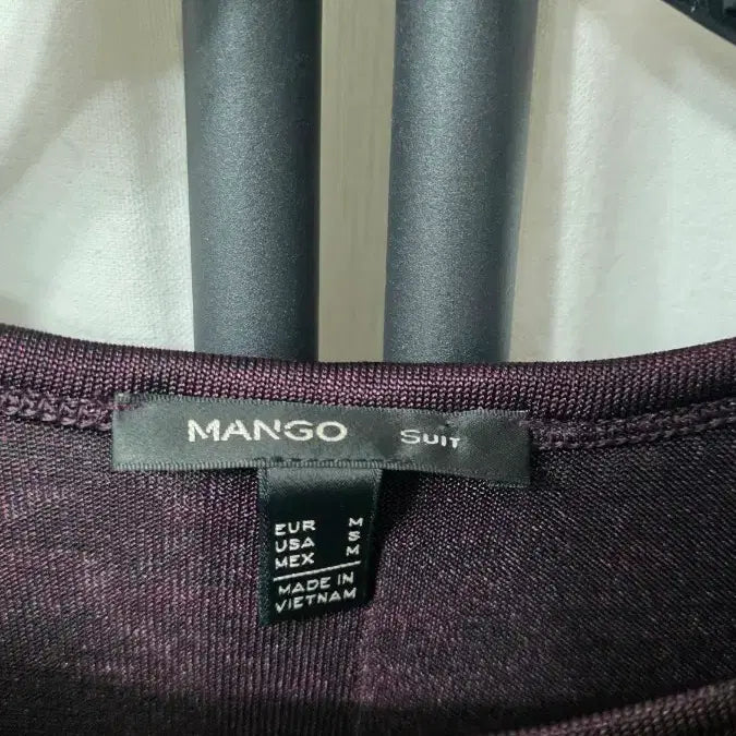 [BUNJANG] Mango Viscose Knit Blouse / 망고 비스코스 니트티 블라우스