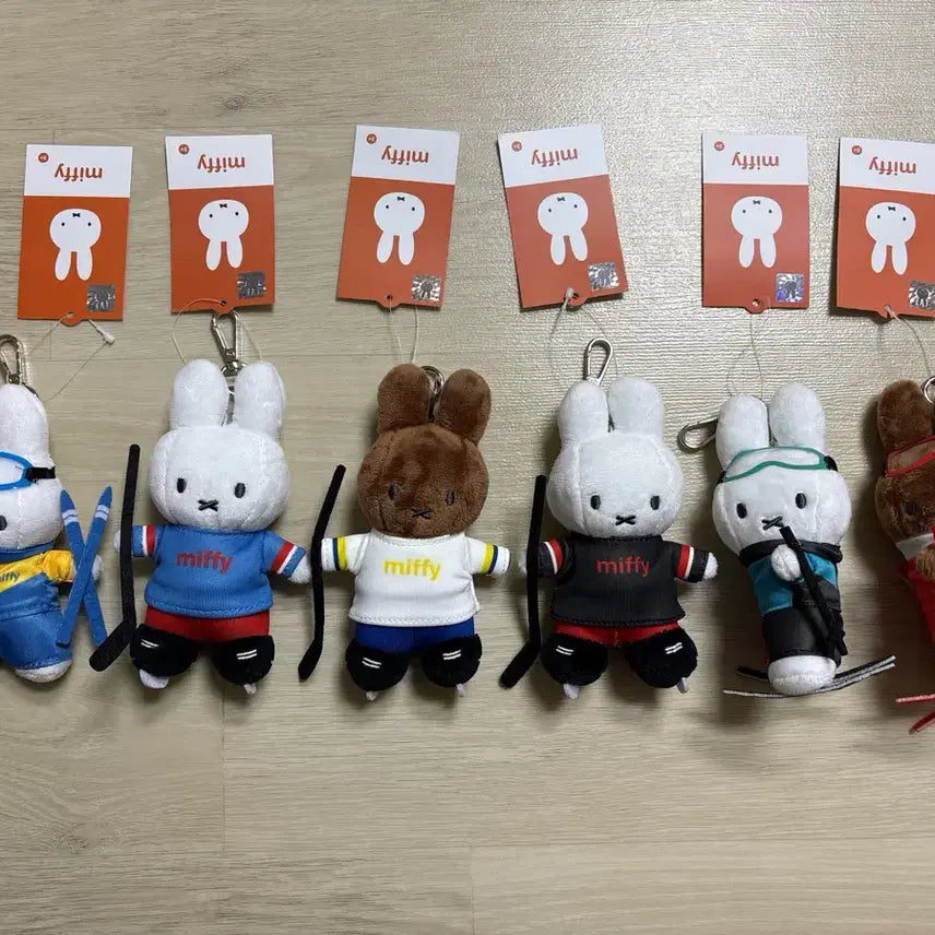 [BUNJANG] Miffy Sports Set Keyring Bundle / [일괄 판매]미피 정품 키링 인형 스키/ 스키점프,아이스하키 스포츠 세트