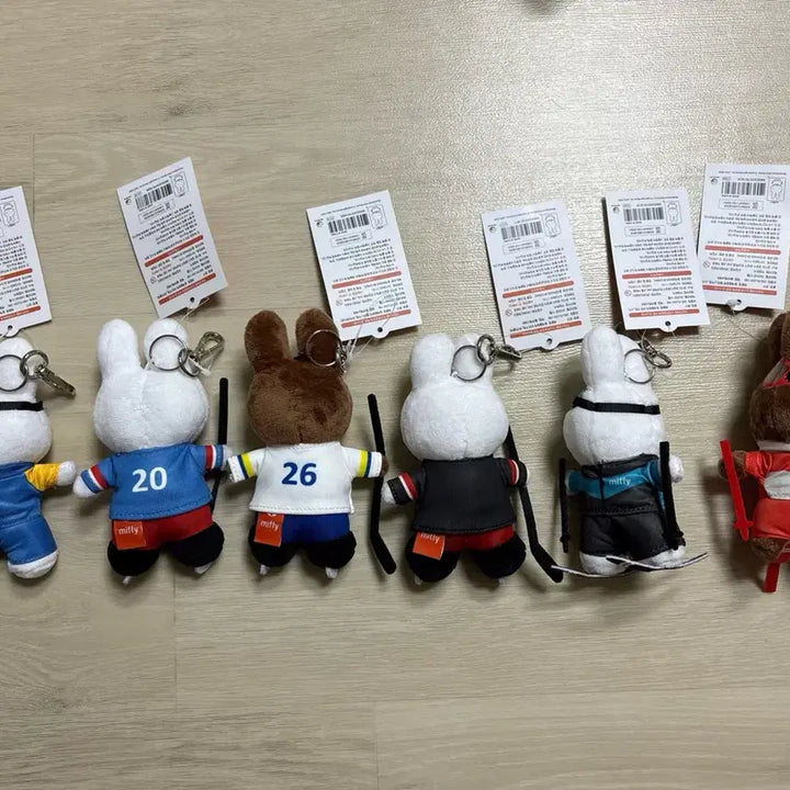 [BUNJANG] Miffy Sports Set Keyring Bundle / [일괄 판매]미피 정품 키링 인형 스키/ 스키점프,아이스하키 스포츠 세트