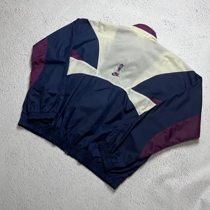 [BUNJANG] 90s Nike International Windbreaker / 90s Nike International Windbreaker
