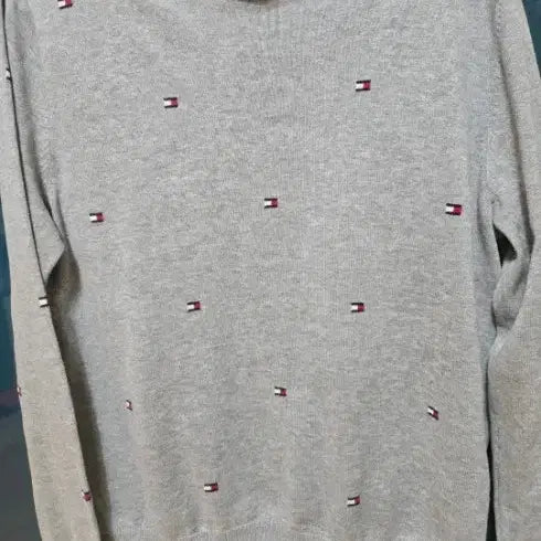 [BUNJANG] Tommy Hilfiger Logo Pattern Knit Sweater - Gray / 타미힐피거 로고 패턴 니트 그레이