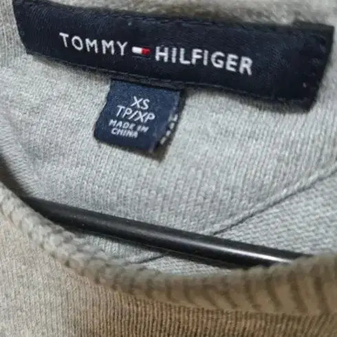 [BUNJANG] Tommy Hilfiger Logo Pattern Knit Sweater - Gray / 타미힐피거 로고 패턴 니트 그레이