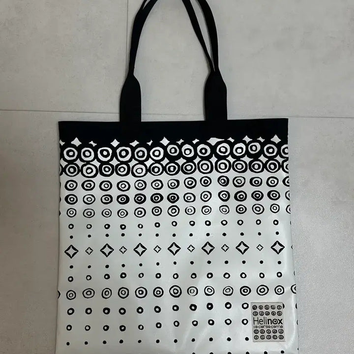 [BUNJANG] Helinox 10 Corso Como Tote Bag / 헬리녹스 10 꼬르소꼬모 토트백 Helinox