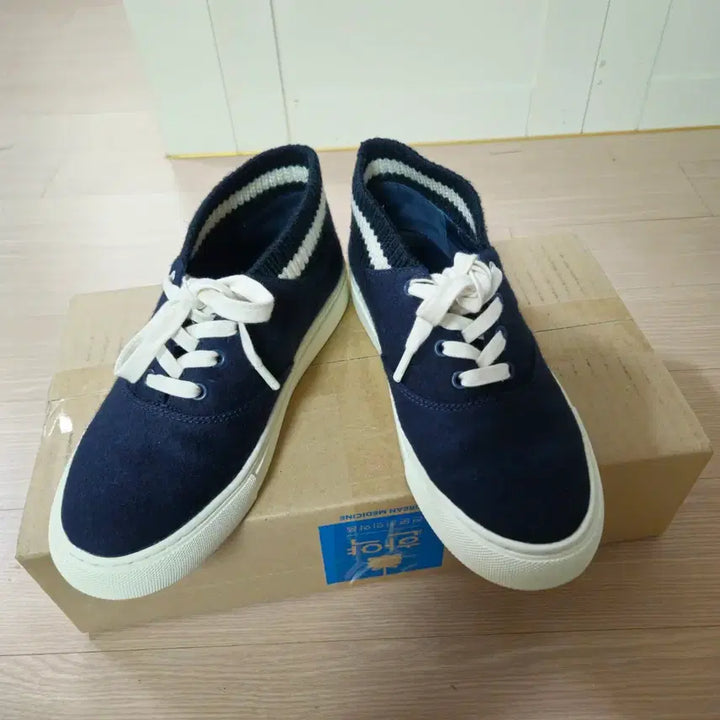 [BUNJANG] Tory Burch Sport Navy Sneakers (5.5) - Women&