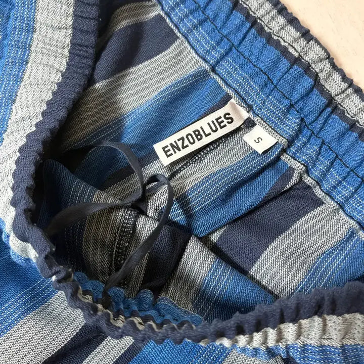 [BUNJANG] Enzo Blues Striped Bunting Bootcut Pants / 엔조 블루스 스트라이프 밴딩 부츠컷 팬츠 (Blue)