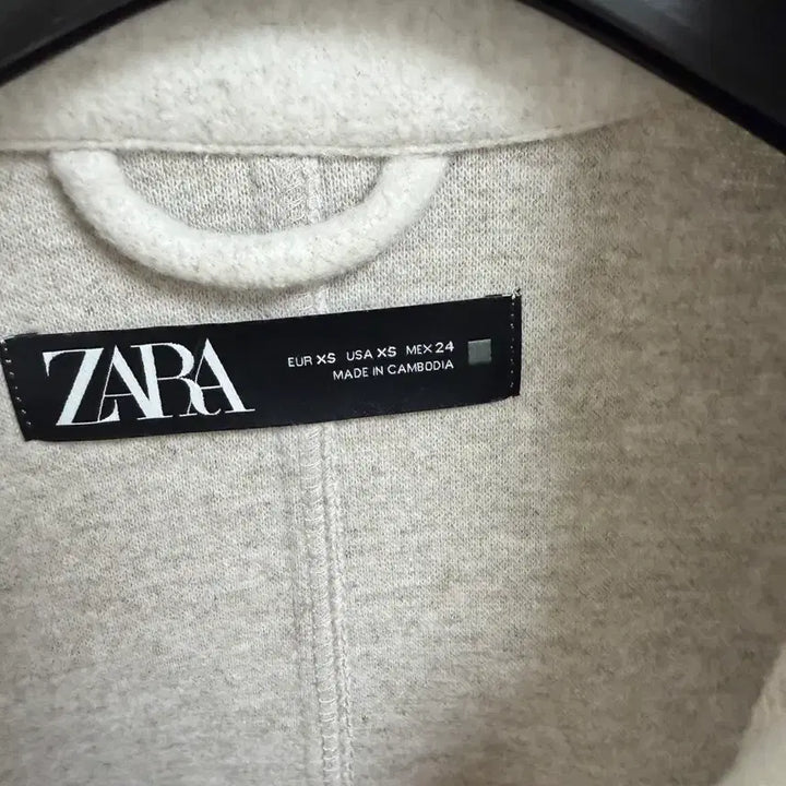 [BUNJANG] 자라 오버셔츠 자켓 아이보리 / 자라 오버셔츠 자켓 아이보리