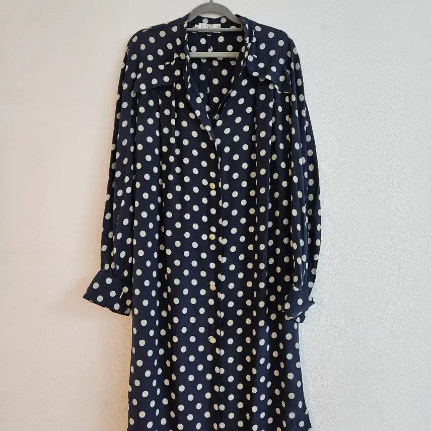 [SOLD OUT] (정품)발렌티노 미스브이라인 실크 도트 원피스