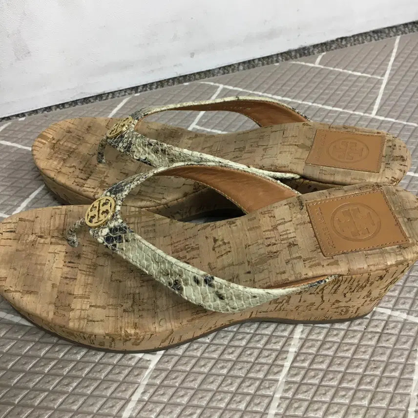 [BUNJANG] Tory Burch Vamp Wedge Slippers Sandals / 토리버치 뱀피 웨지 슬리퍼 샌들 245