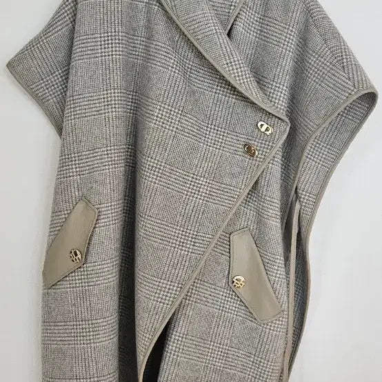 [BUNJANG] ZULOG Check Pattern Cape Coat / 줄로그 체크 패턴 케이프 코트