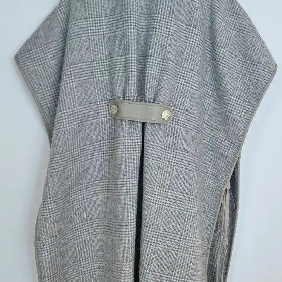 [BUNJANG] ZULOG Check Pattern Cape Coat / 줄로그 체크 패턴 케이프 코트