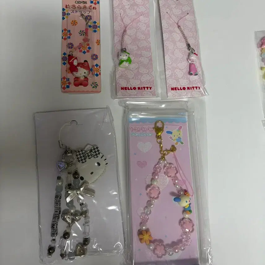 [BUNJANG] Sanrio Character Keyring Strap Bundle Set / (일괄) 산리오 키링 스트랩 모음 키티 우사하나 폼폼푸린 시나모롤 코기뮹