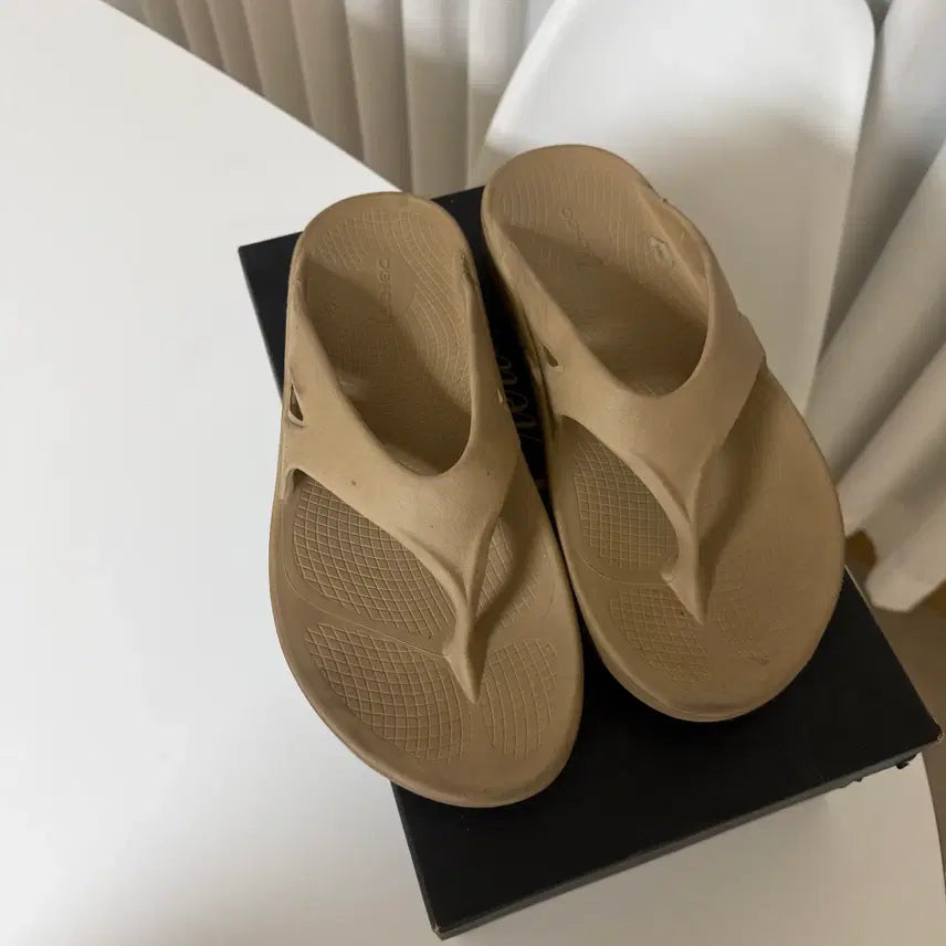 [BUNJANG] OOFOS Original Recovery Sandal - Size 290 / 우포스 오리지널 리커버리 쪼리 290