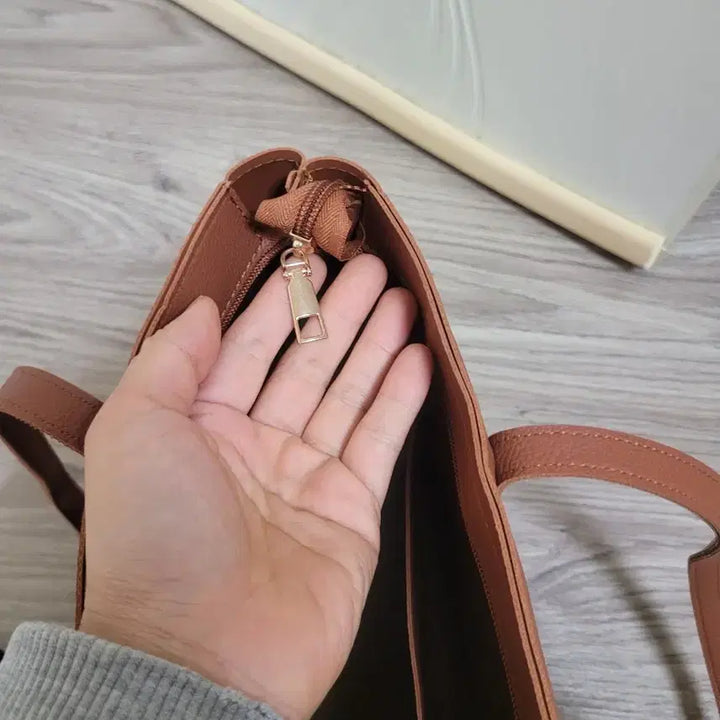 [SOLD OUT] 브라운 레더 토트백