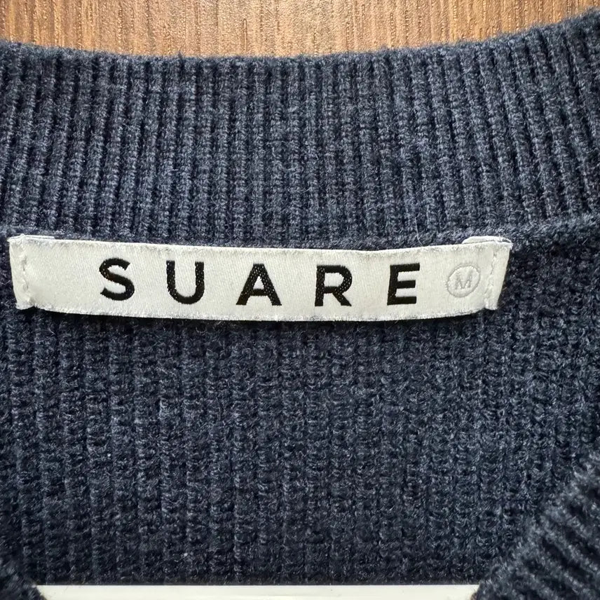 [BUNJANG] SUARE V-Neck Knit M / SUARE 수아레 V넥 니트 M