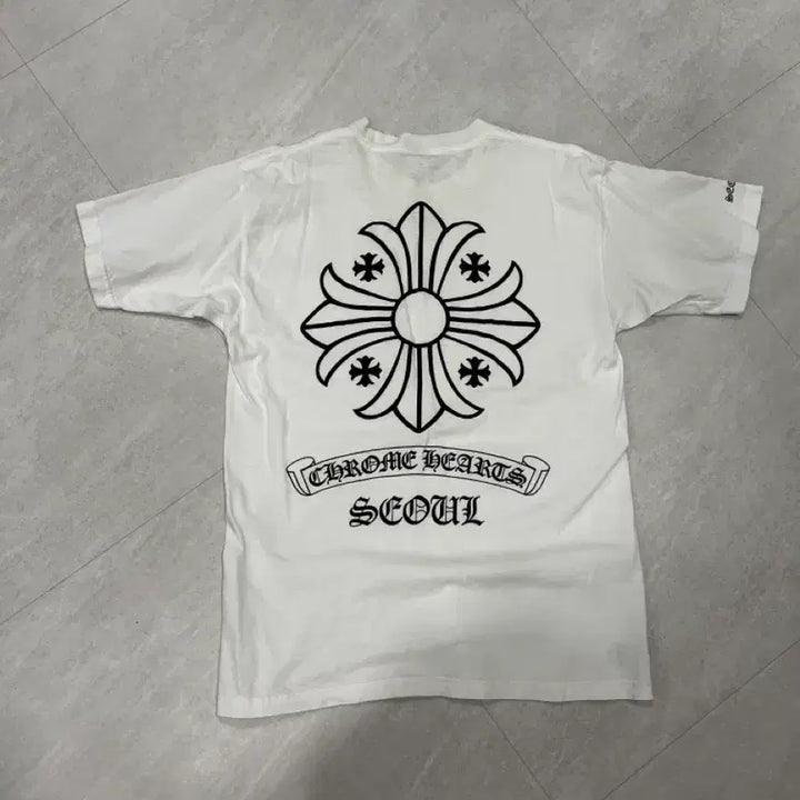 [BUNJANG] Chrome Hearts Scroll Cross Seoul Limited Edition T-shirt / 크롬하츠 스크롤 크로스 서울 반팔