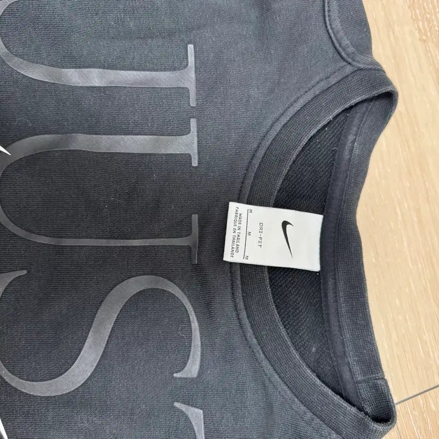 [SOLD OUT] 나이키 저스트 두잇 크롭 맨투맨 블랙