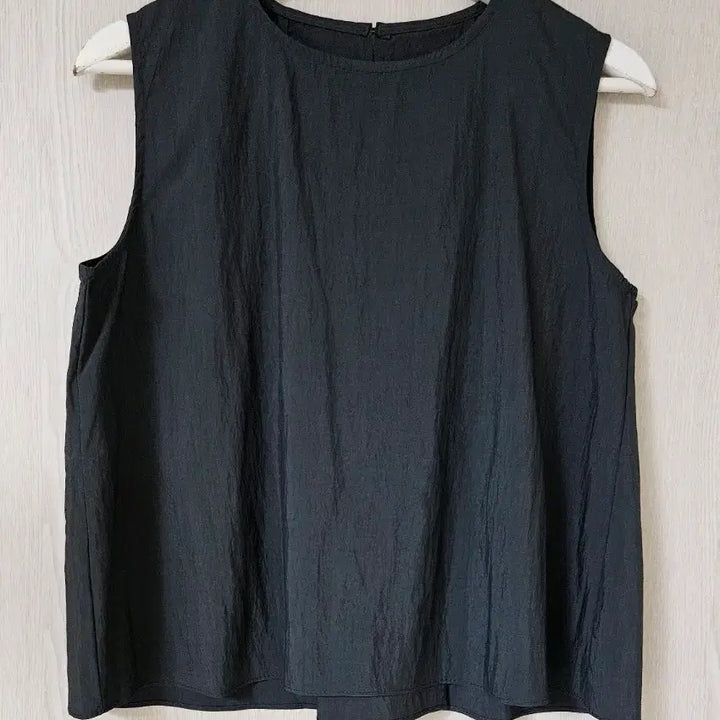 [SOLD OUT] 고퀄 나시 새상품