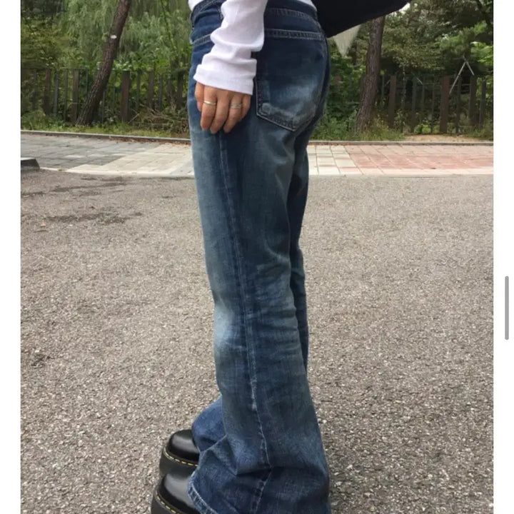 [BUNJANG] Isis Mac Bootcut Pant Semi Bootcut Trousers L / (택포) 지그재그 이즈이즈 Mac bootcut pant 세미부츠컷 바지
