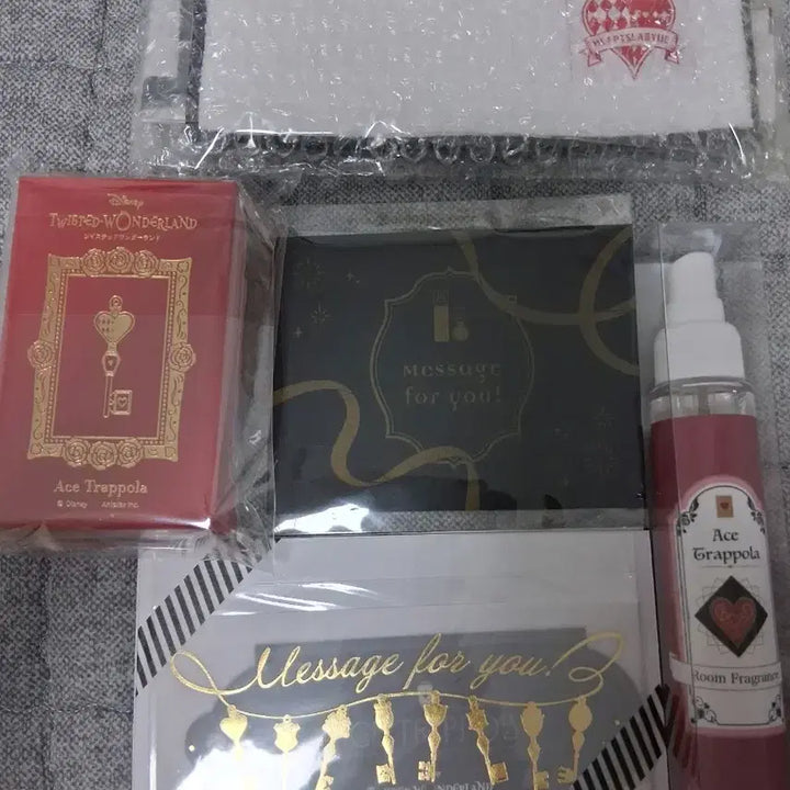 [BUNJANG] Disney Twisted-Wonderland Heartsyabul Ace Trappola Bundle Set / 디즈니트위스티드 원더랜드 트위스테 하츠라뷸 에이스 트라폴라 일괄