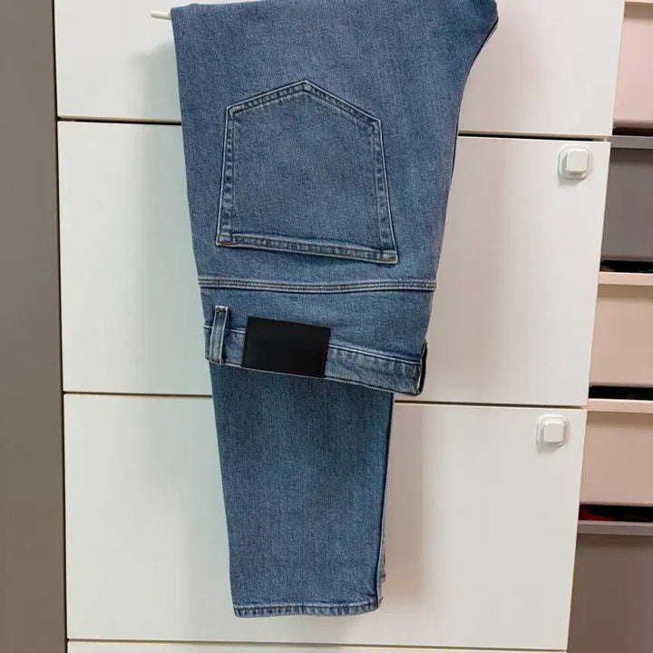 [BUNJANG] Theory Hader Jean Denim Light Indigo Size 32 / 띠어리 (Theory) 맨 헤이더진 데님 라이트인디고 32사이즈