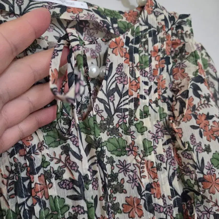 [BUNJANG] Floral Chiffon Blouse (Size 66) / 66)플라워 쉬폰 블라우스 66사이즈