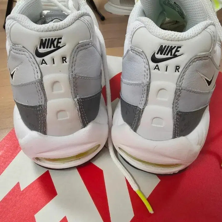 [BUNJANG] Nike Air Max 95 Wolf Grey Sneakers / 나이키 에어맥스95 울프그레이 280 팝니다