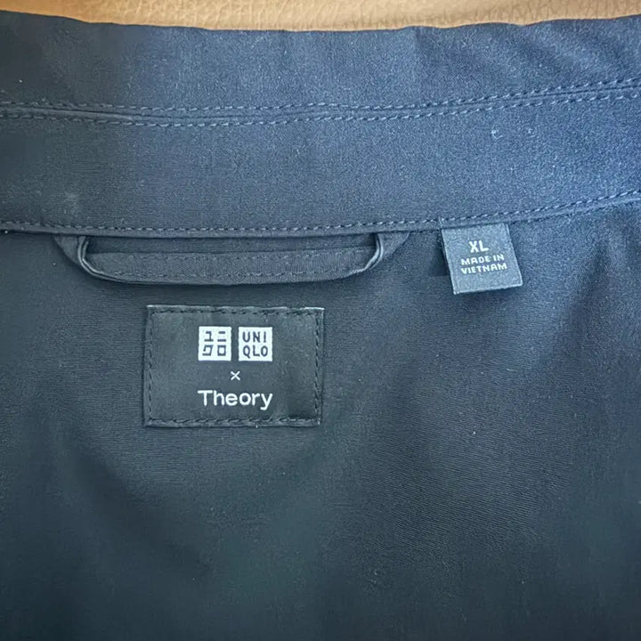 [BUNJANG] Uniqlo Theory Shirt Jacket Black XL / 유니클로 x Theory 셔츠형 자켓 블랙 XL