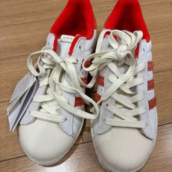 [BUNJANG] Adidas Superstar 82 Cloud White Vivid Red Sneakers / 아디다스 슈퍼스타 82 클라우드 화이트 비비드 레드