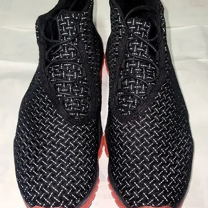 [BUNJANG] Jordan Future Premium Black Infrared Sneakers / 조던 퓨처 프리미엄 블랙 인프라레드 275