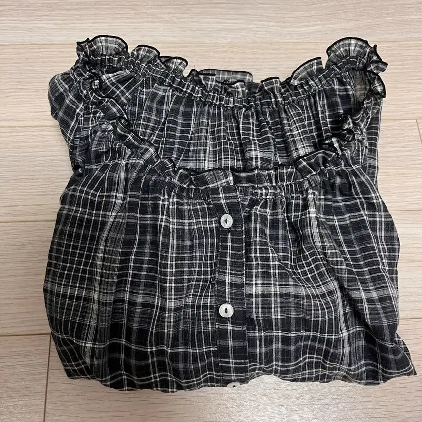 [SOLD OUT] 타낫 클레어 스모크 블라우스(새상품)