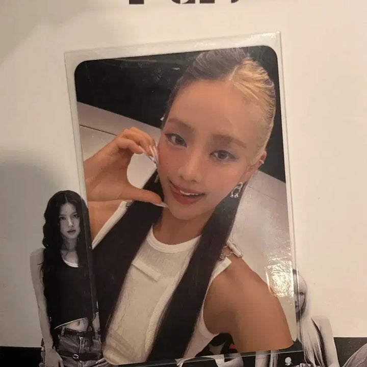[BUNJANG] (G)I-DLE Minnie Mono Fansign Photocard / 아이들 mono 미팬 민니 공방 포카 양도