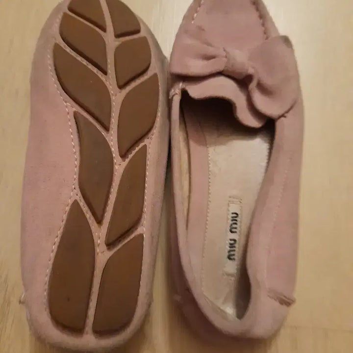 [BUNJANG] Miu Miu Suede Ribbon Loafers / 미우미우 스웨이드 리본 로퍼 핑크