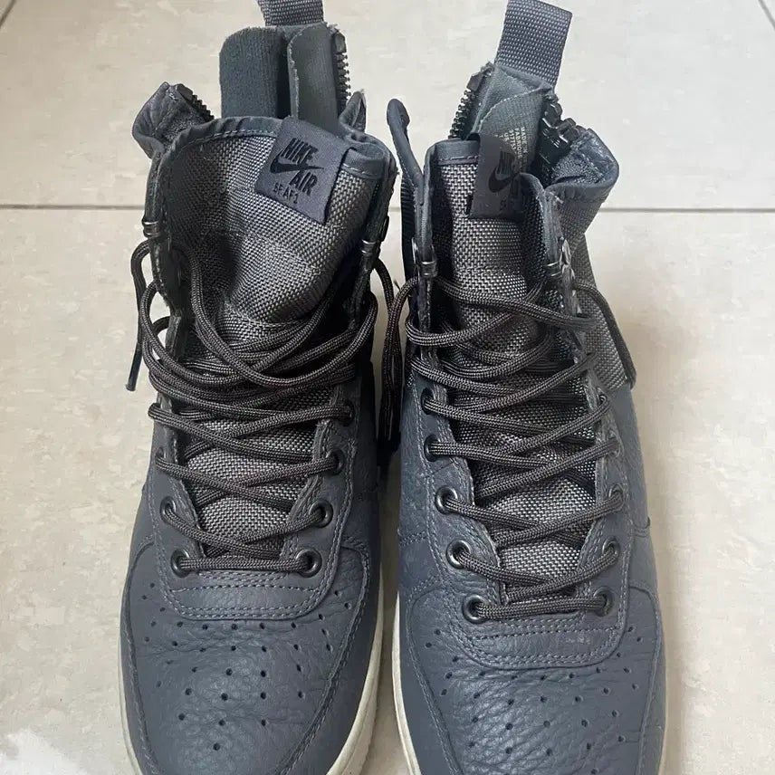 [BUNJANG] Nike Air Force 1 SF Gray Sneakers / 나이키 에어포스1 SF 회색