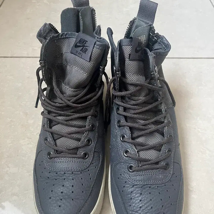 [BUNJANG] Nike Air Force 1 SF Gray Sneakers / 나이키 에어포스1 SF 회색
