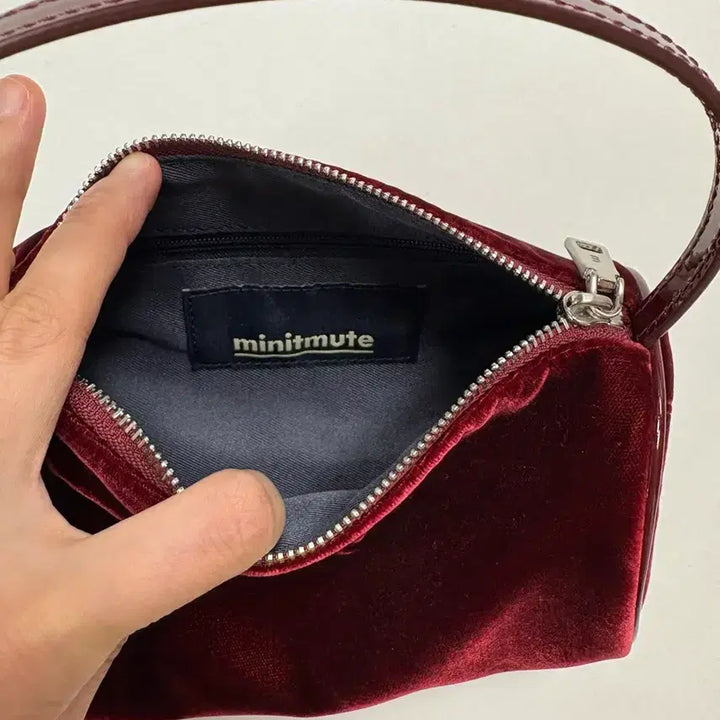 [BUNJANG] Minitmute Closer Circle Tote Bag / 미닛뮤트 클로서클 와인