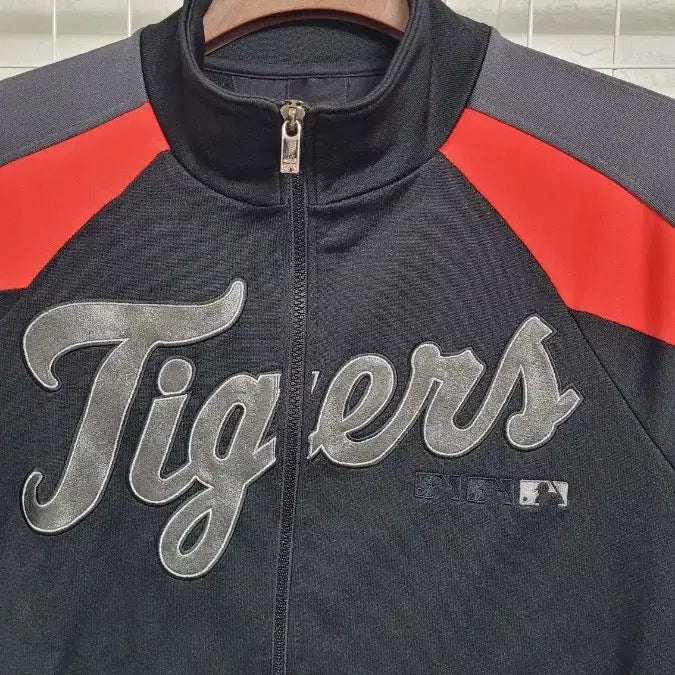 [BUNJANG] MLB Black Color Block Sideline Track Top Jersey Size 100 / [M-100]mlb엠엘비 블랙 배색사이드라인 트랙탑져지 실측100