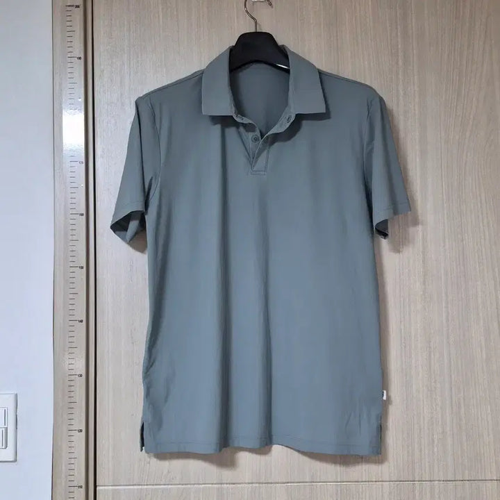 [SOLD OUT] 안다르 카키 그레이 카라 티셔츠 L 남성 반팔 2025