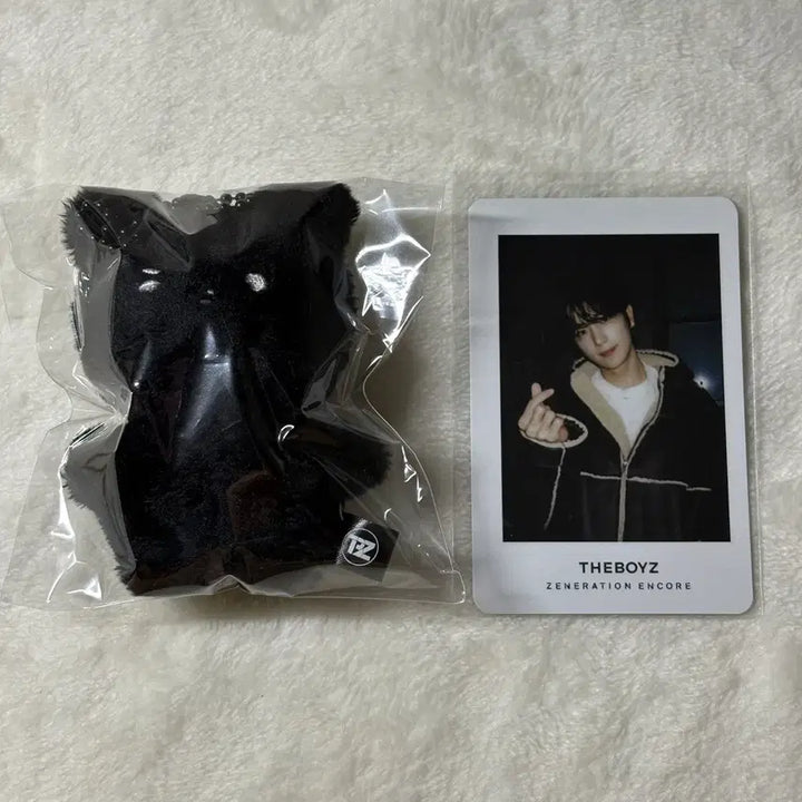 [BUNJANG] The Boyz Hyunjae Generation Encore Doll + Photocard / 더보이즈 현재 제너앙콘 인형+포카