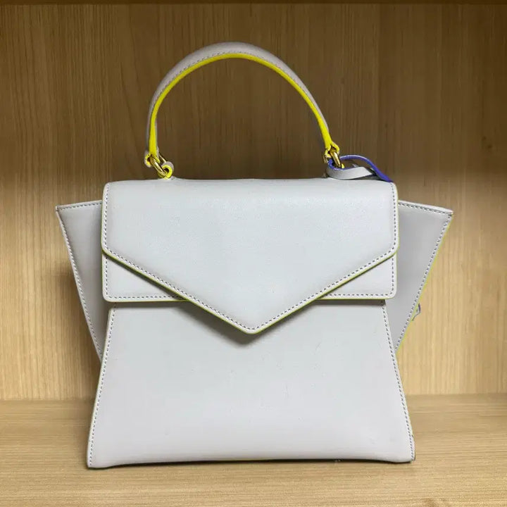 [BUNJANG] Gray Shoulder Bag with Yellow Accent / 그레이 핸드백