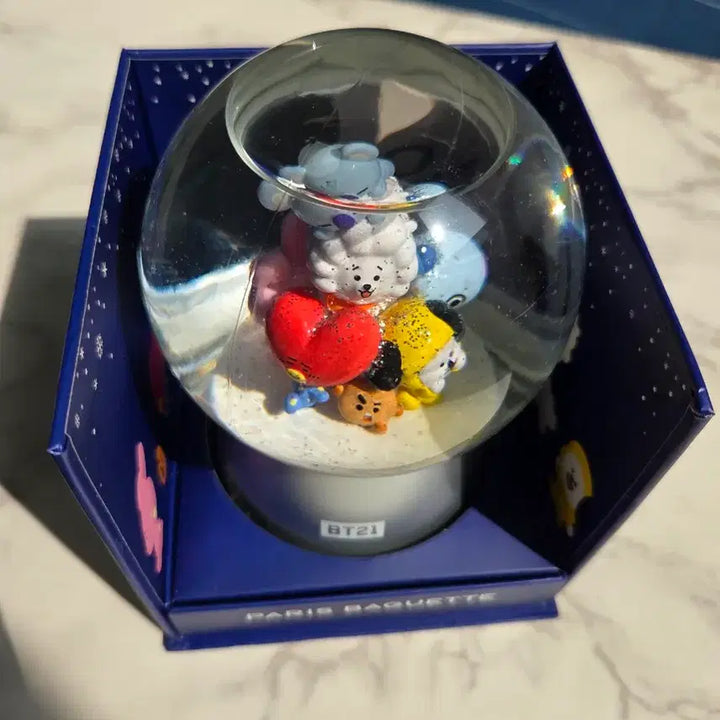 [BUNJANG] BT21 Paris Baguette Snowball / BT21 파리바게트 스노우볼 bts