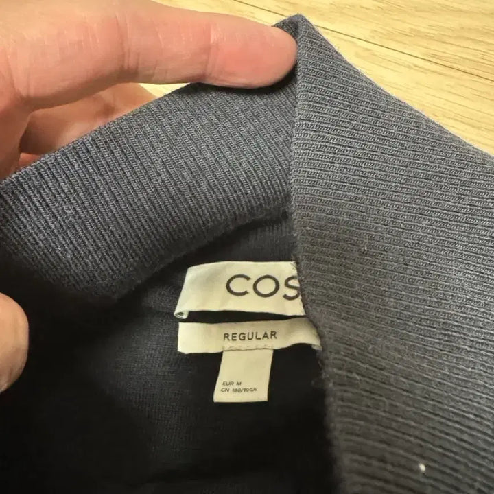 [BUNJANG] COS Merino Wool Funnel Neck Cardigan M / Cos 메리노울 퍼널넥 가디건 M